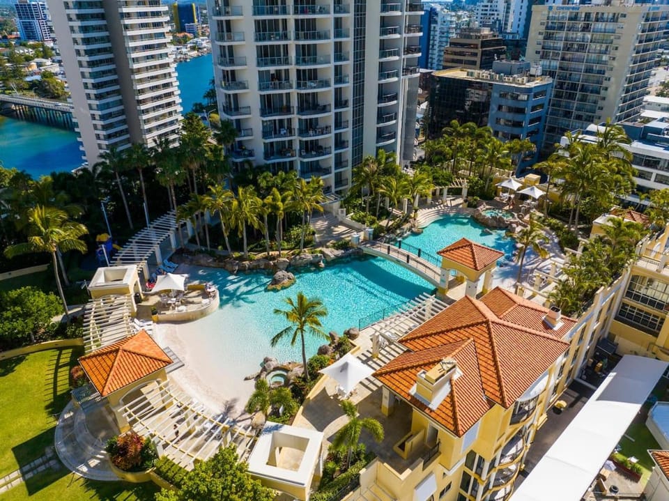 Other, Pool view
