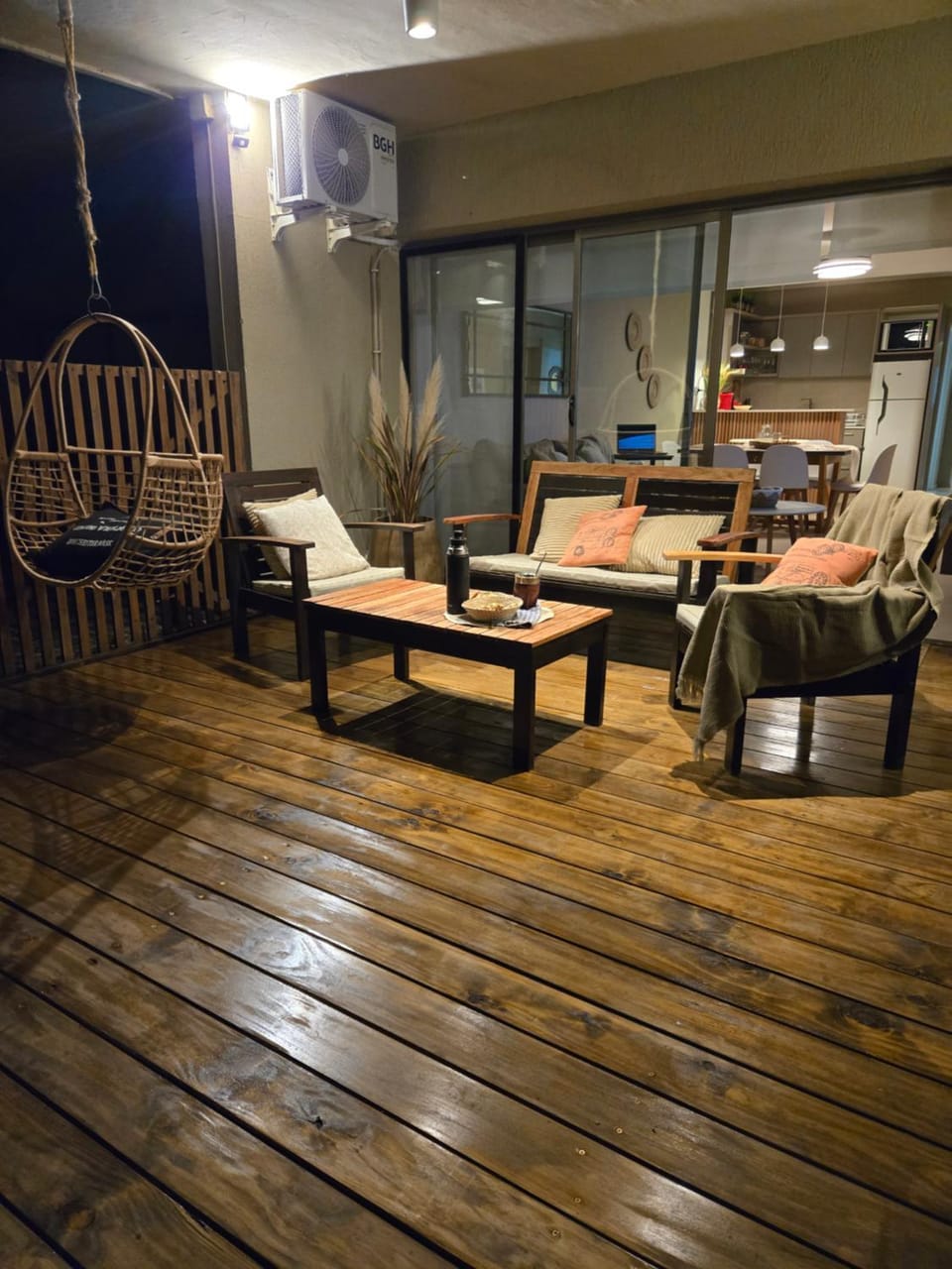 Night, Balcony/Terrace