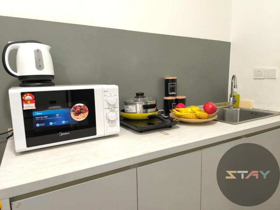 Meridin Sovo 4Pax GreyGreen Retreat Netflix BySTAY Apartment in Johor