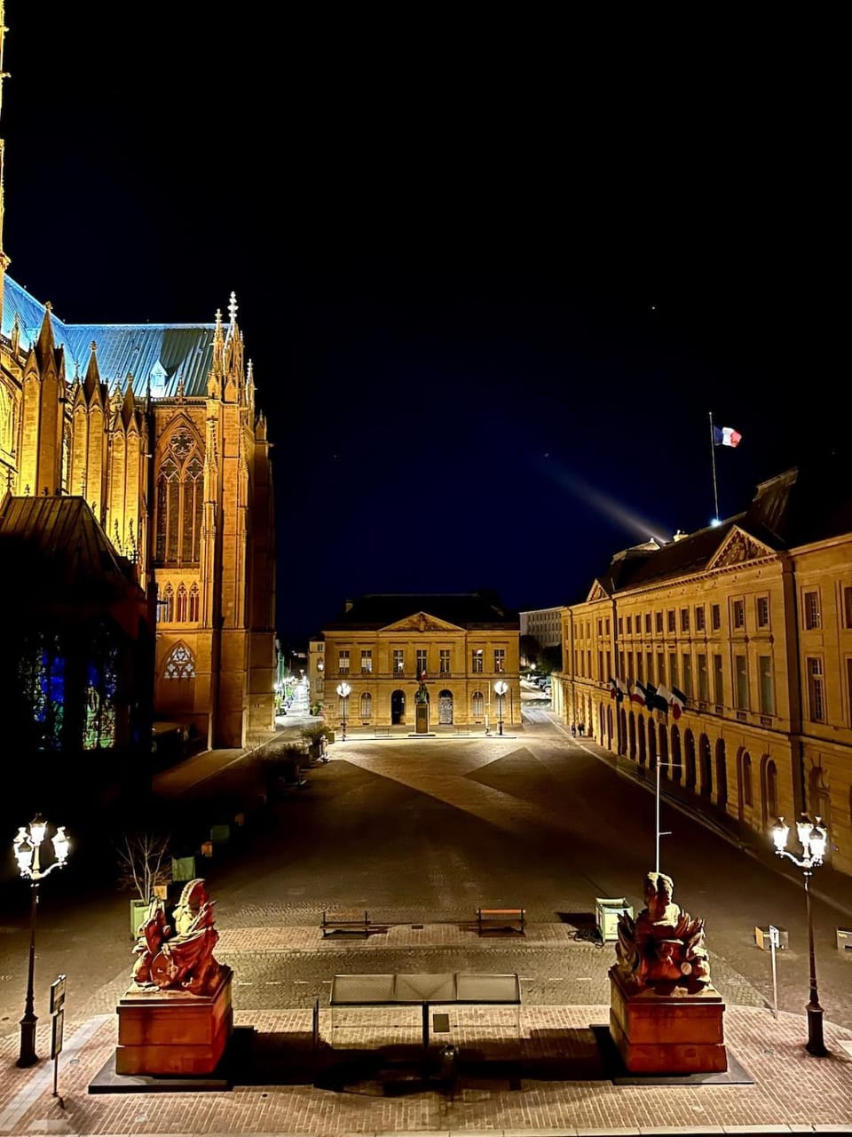 Otentik Noblesse Royal View Apartment in Metz