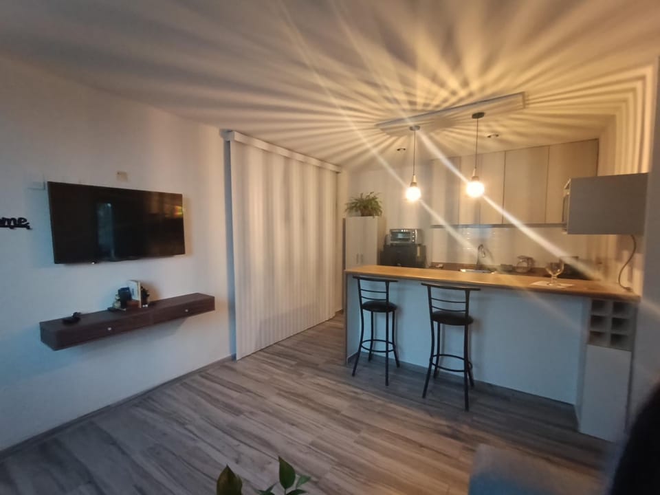 TV and multimedia, Kitchen or kitchenette, Dining area