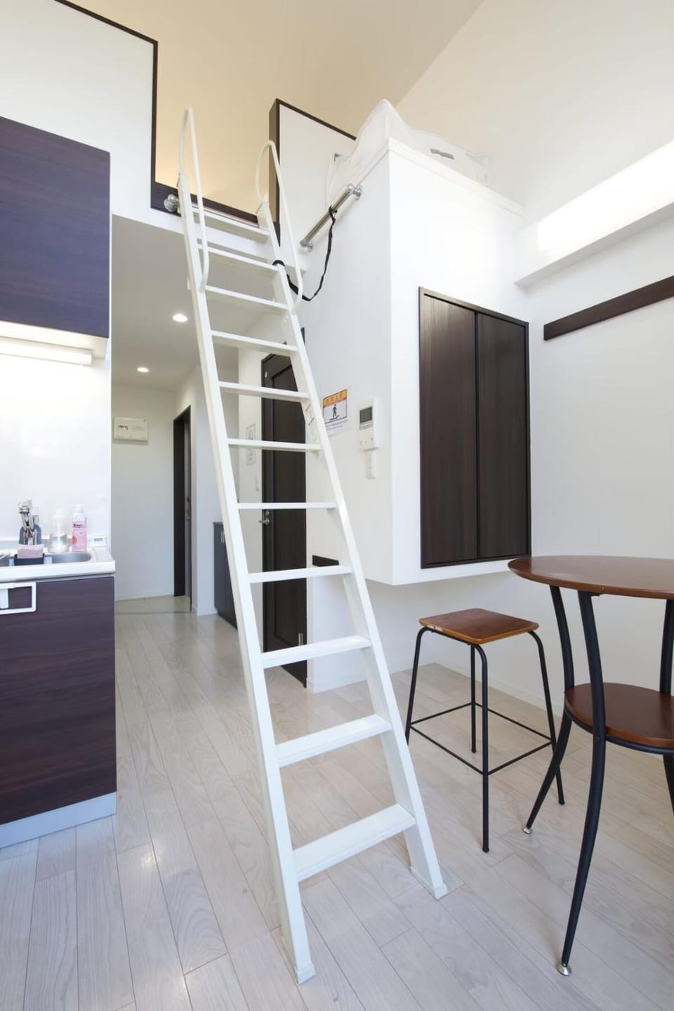 Isole le Olena 3F Apartment in Naha