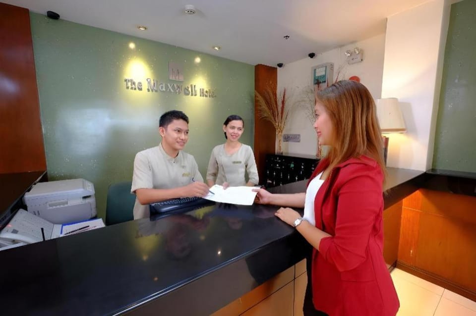 OYO 187 The Maxwell Hotel Hotel in Lapu-Lapu City