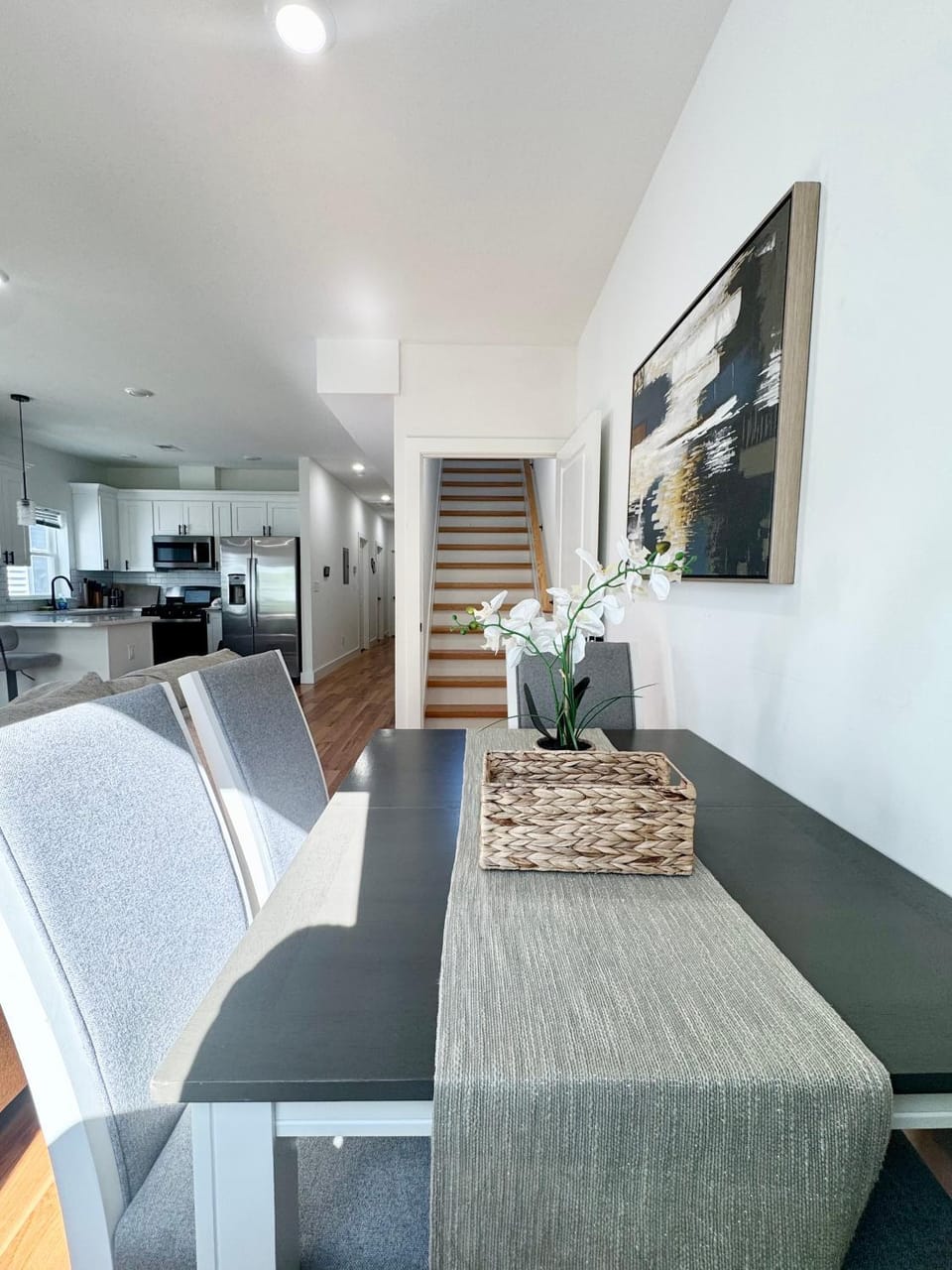 Cozy 3BR Retreat with Rooftop Near EWR & NYC Access Apartment in East Orange