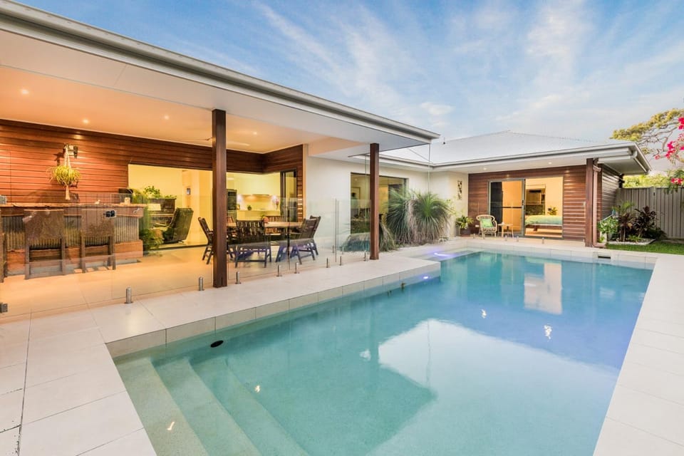 Patio, Swimming pool