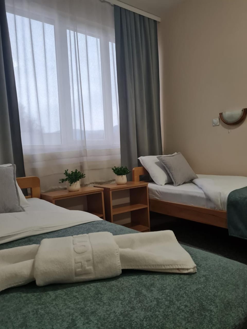 Bed, Photo of the whole room