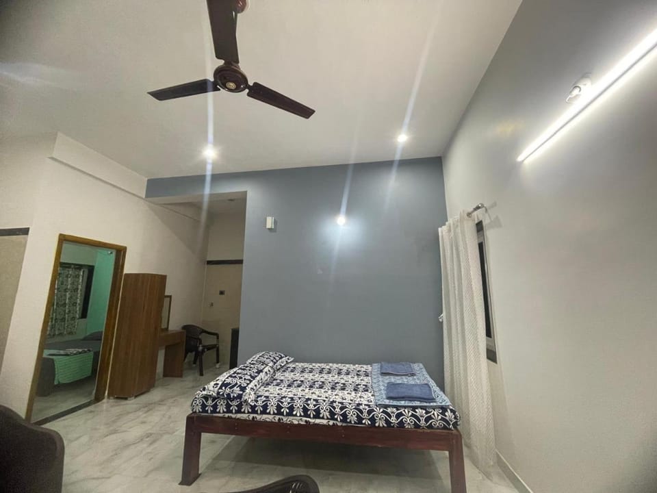 Shri Virajita - Budget 1 BHK Double Bed Vacation rental in Karnataka