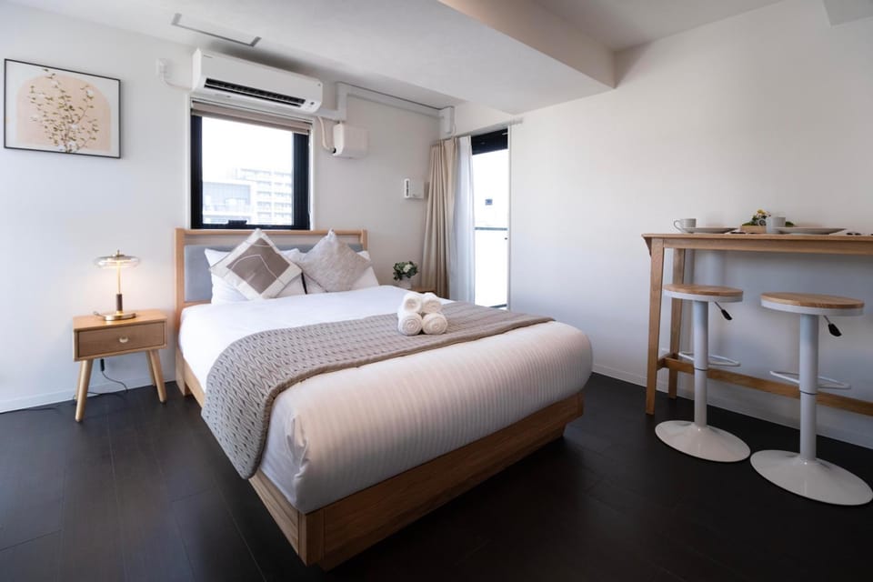Bed, Photo of the whole room, Bedroom, air conditioner