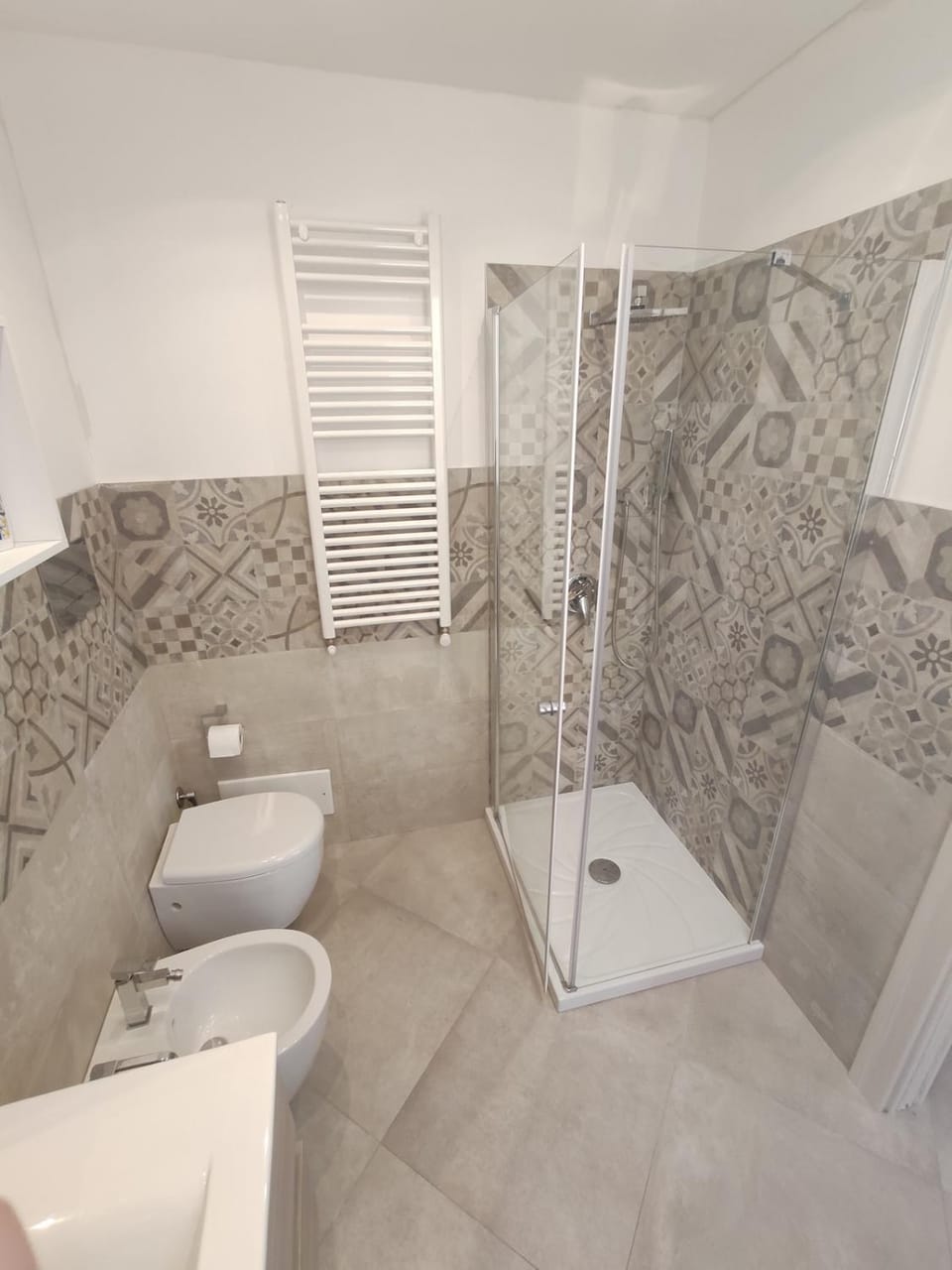 Shower, Toilet, Bathroom, bidet