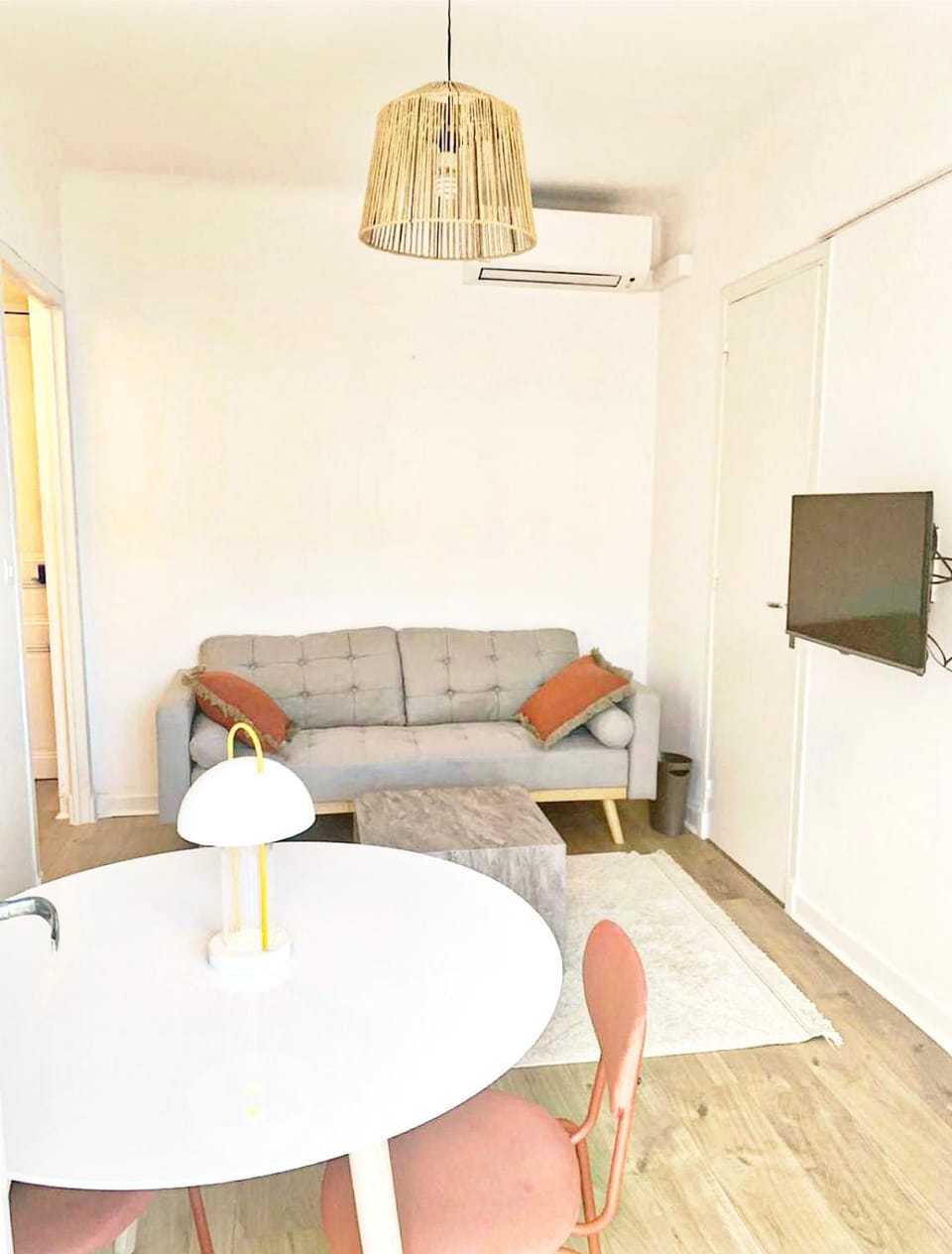 Studio au calme 100 mètres de la croisette Apartment in Cannes