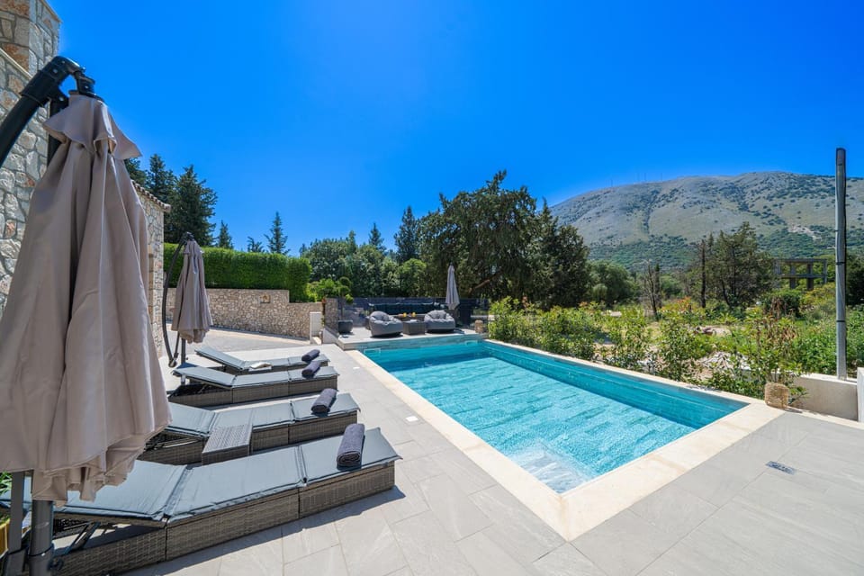 Spring, Day, Natural landscape, Mountain view, Pool view, Swimming pool, sunbed