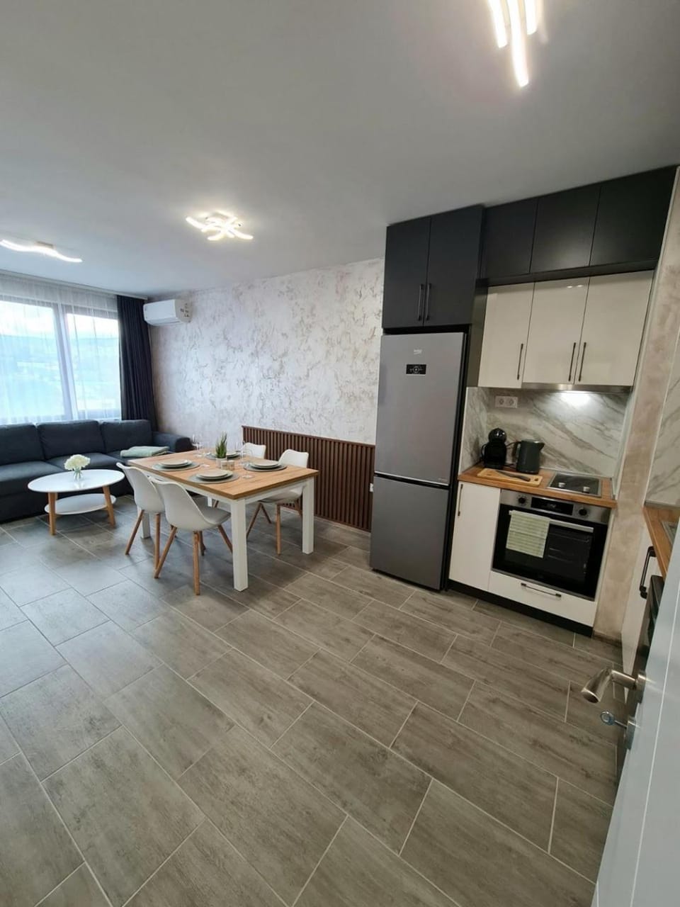 Family Garden - Bright 1BR Apartment in Varna