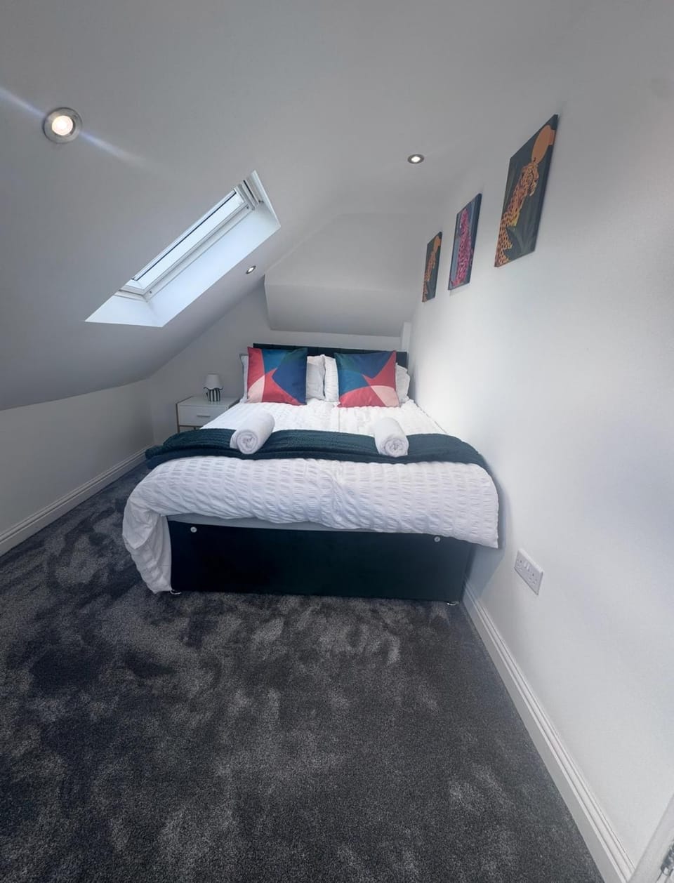 Luxury Solihull 6 bed 3 bath house 16 guests JLR HS2 BHX House in Solihull