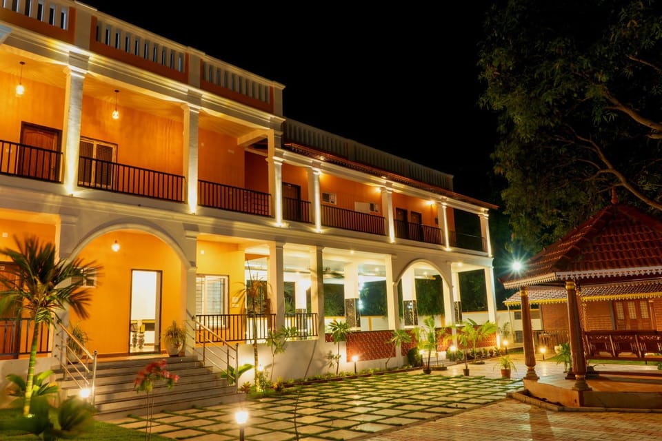 Property building, Facade/entrance, Night, View (from property/room), Balcony/Terrace