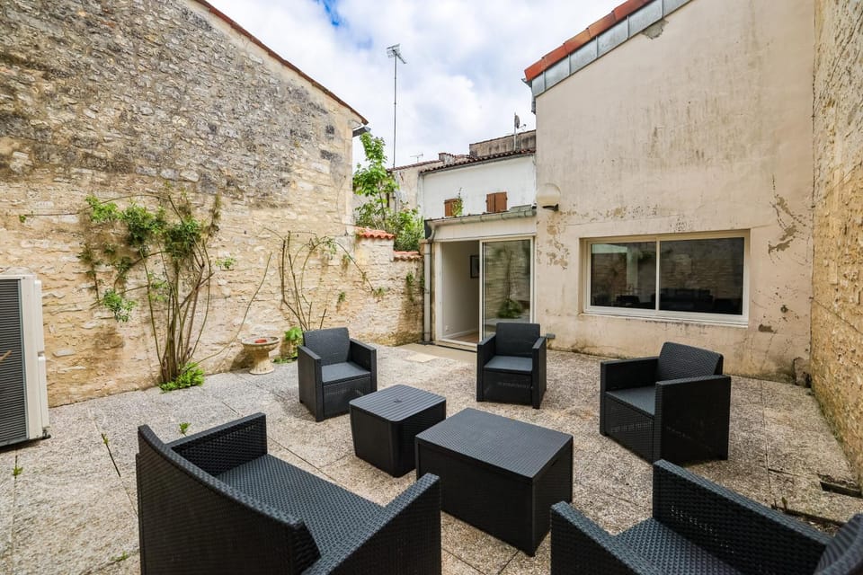 Patio, Day