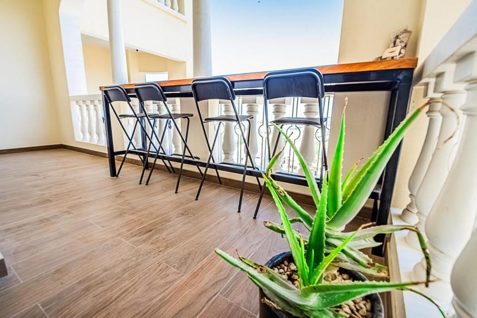 Balcony/Terrace, Seating area, Dining area