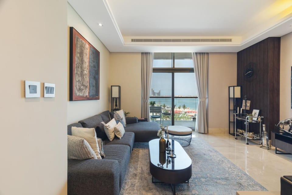 TV and multimedia, Living room, Seating area, Sea view