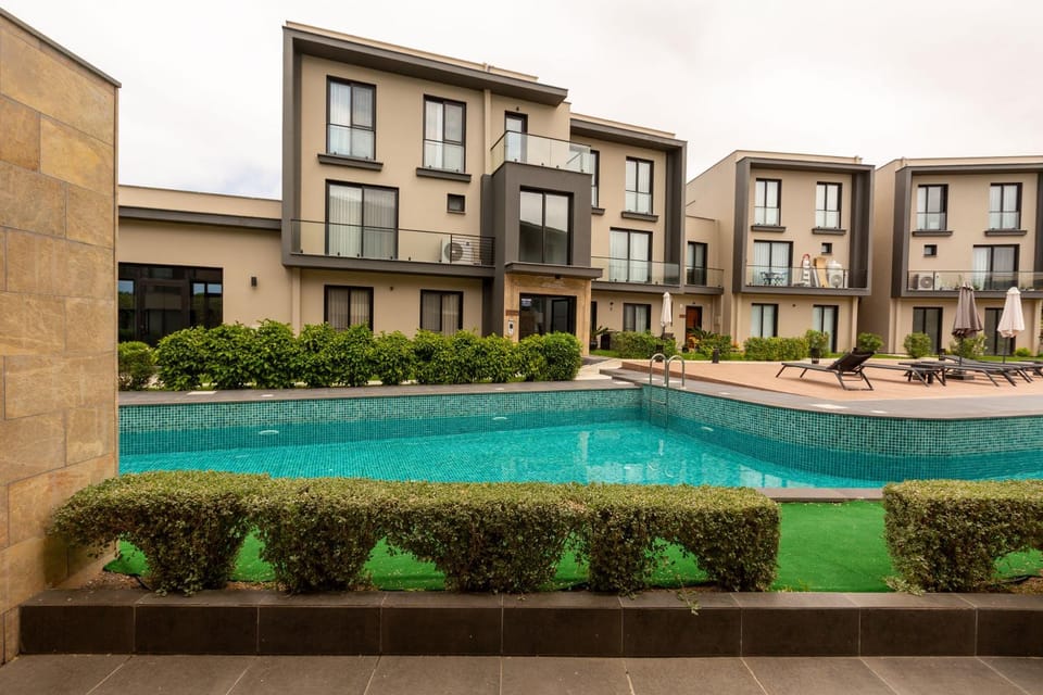 Garden, Garden view, Pool view, Swimming pool
