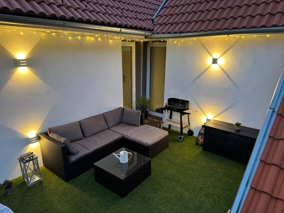 Patio, BBQ facilities, Balcony/Terrace