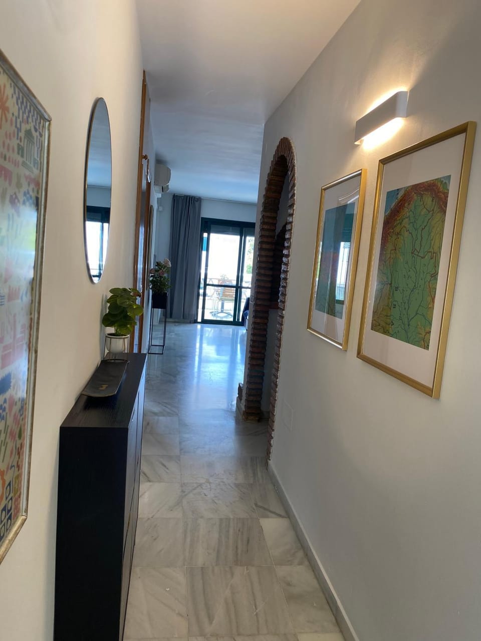 Peaceful 1BR Getaway - Walk to Beach and Train Apartment in Benalmadena