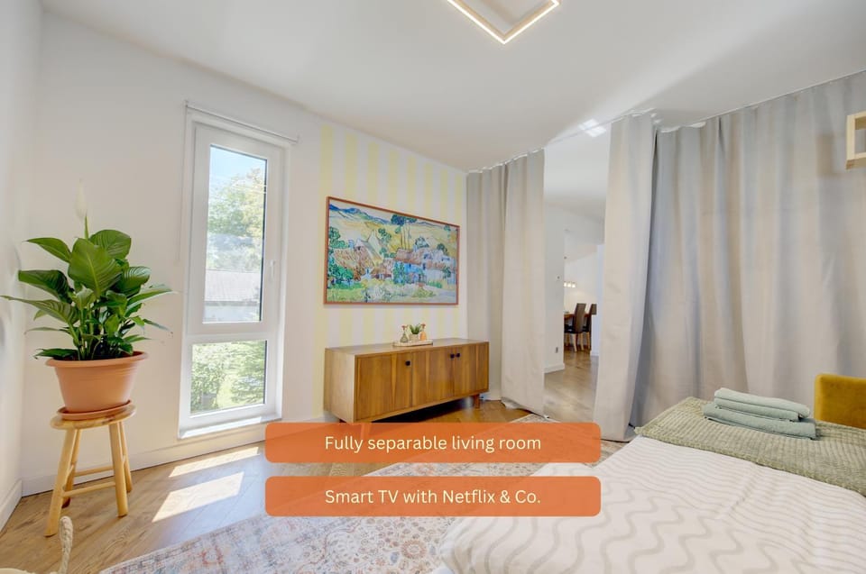TV and multimedia, Living room, Bedroom