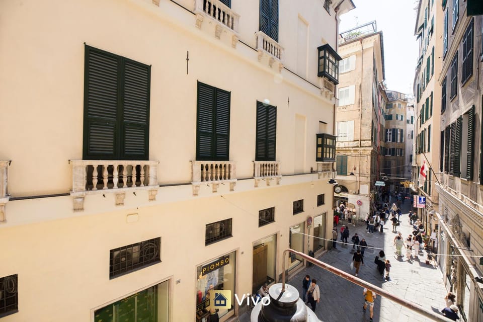 Property building, Neighbourhood, City view, group of guests