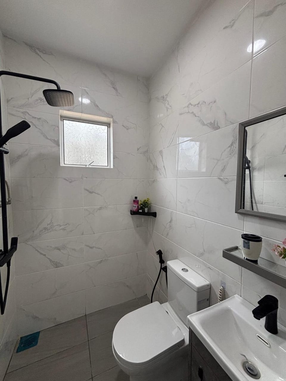 Shower, Toilet, Bathroom