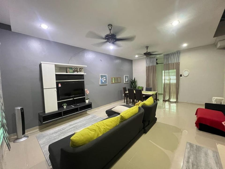 Homestay Asfa D Village House in Terengganu, Malaysia