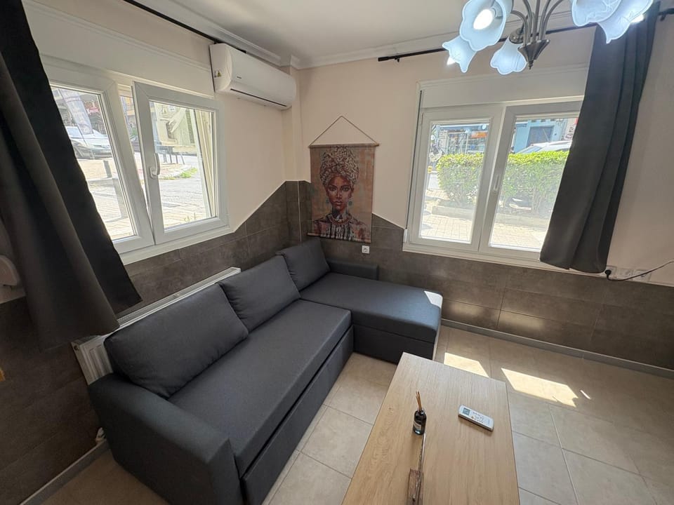 JORDAN's ROOM 27 Apartment in Thessaloniki