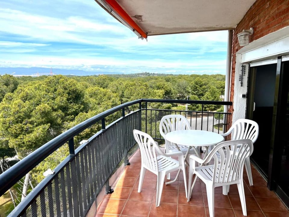 Patio, Natural landscape, View (from property/room), Balcony/Terrace, Dining area