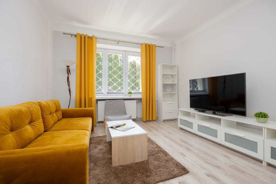 TV and multimedia, Seating area