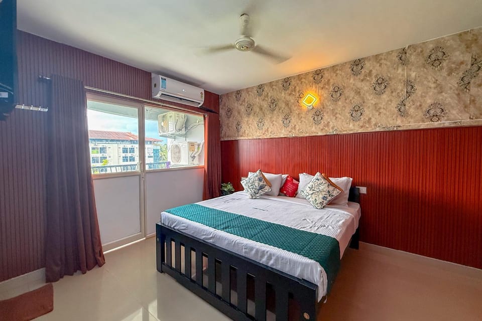 Bed, air conditioner