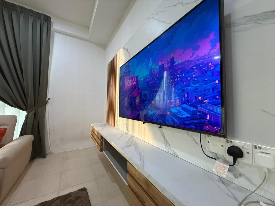 OT7 Eleven Santubong Suites Apartment in Kuching