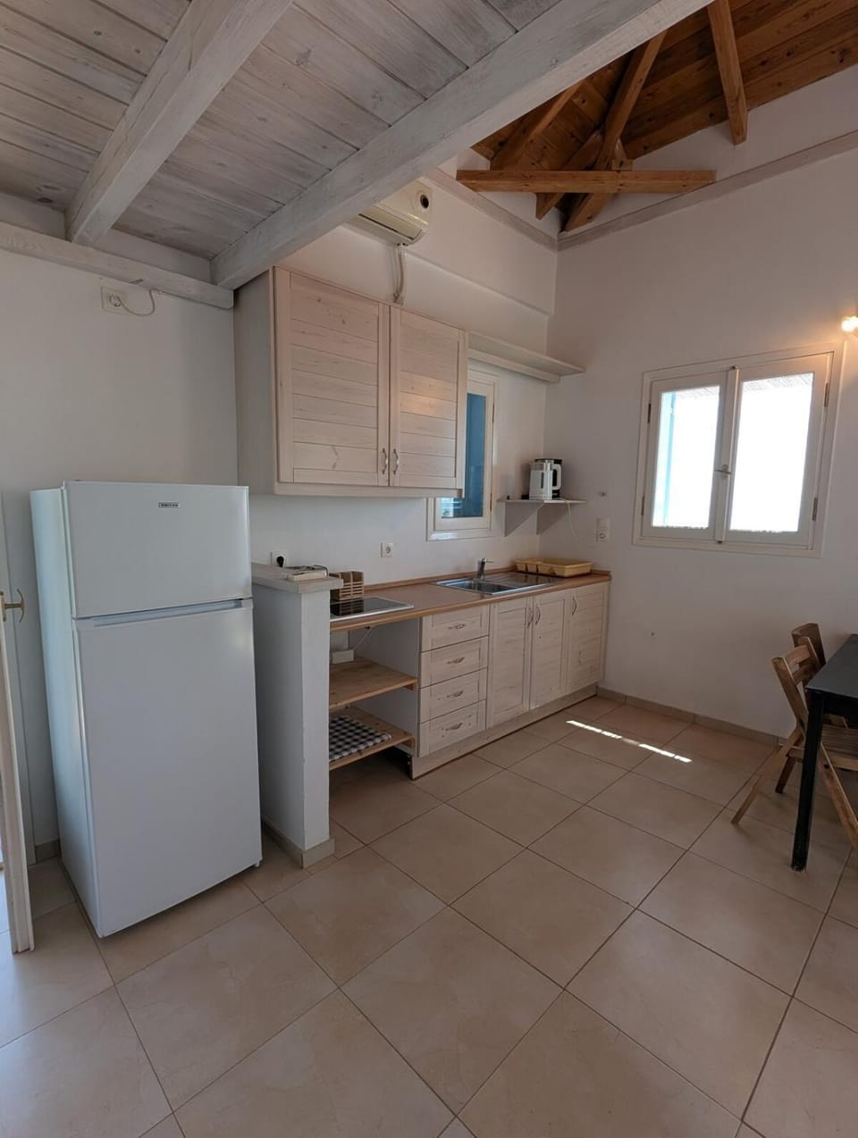 Loft apartment with sea view Apartment in Messenia