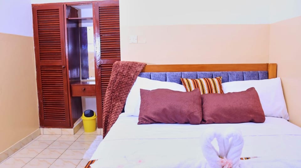 CesRah Homes Bed and Breakfast in Mombasa