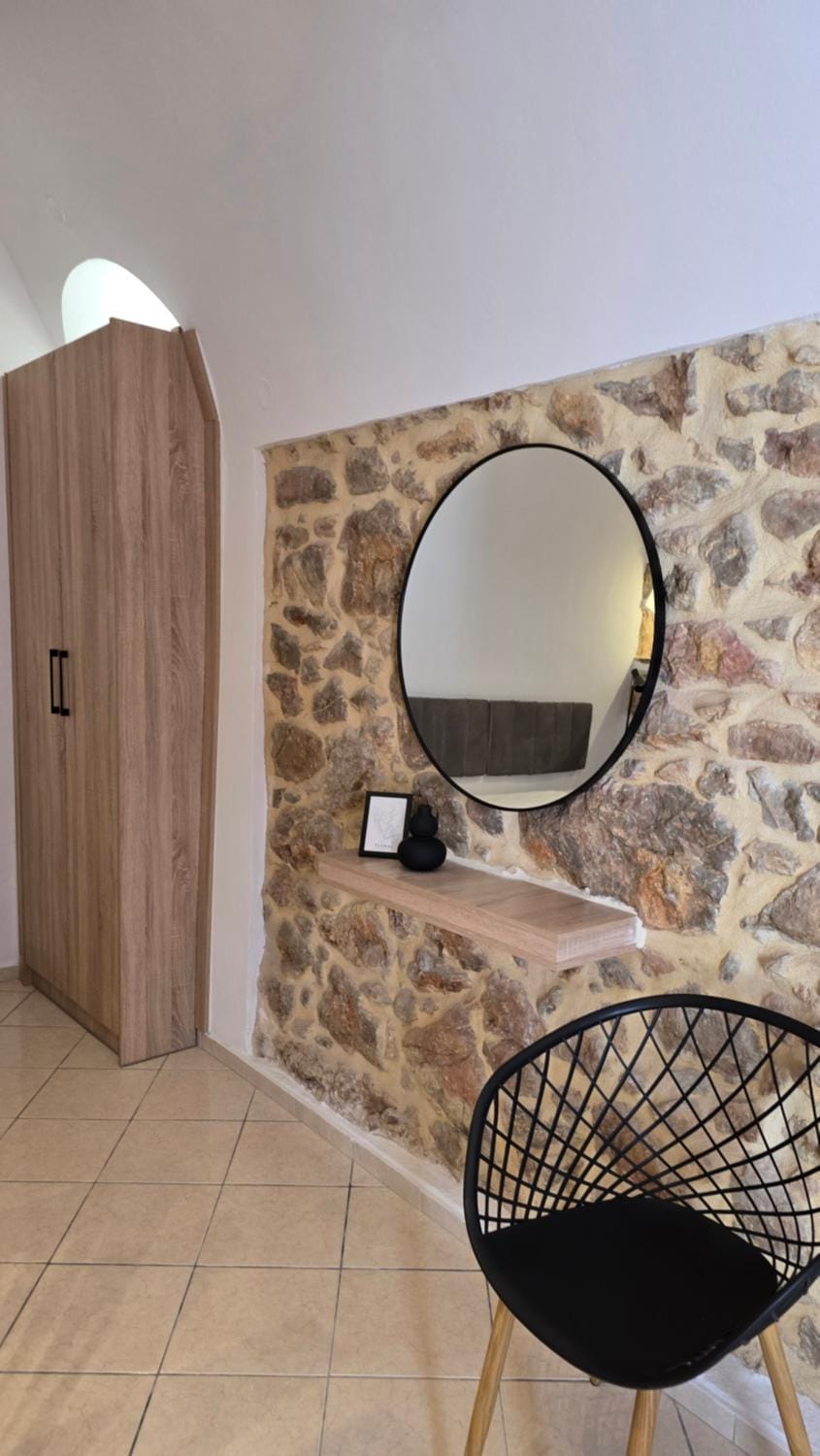 Lithino House in Decentralized Administration of the Aegean