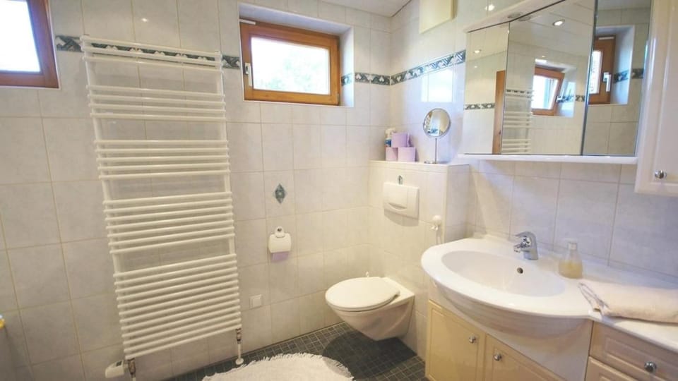Landhaus Lisa - Country House Lisa - 3 Bedroom Apartment Apartment in Schladming