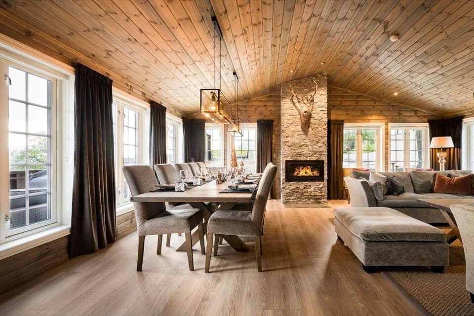 Living room, Dining area