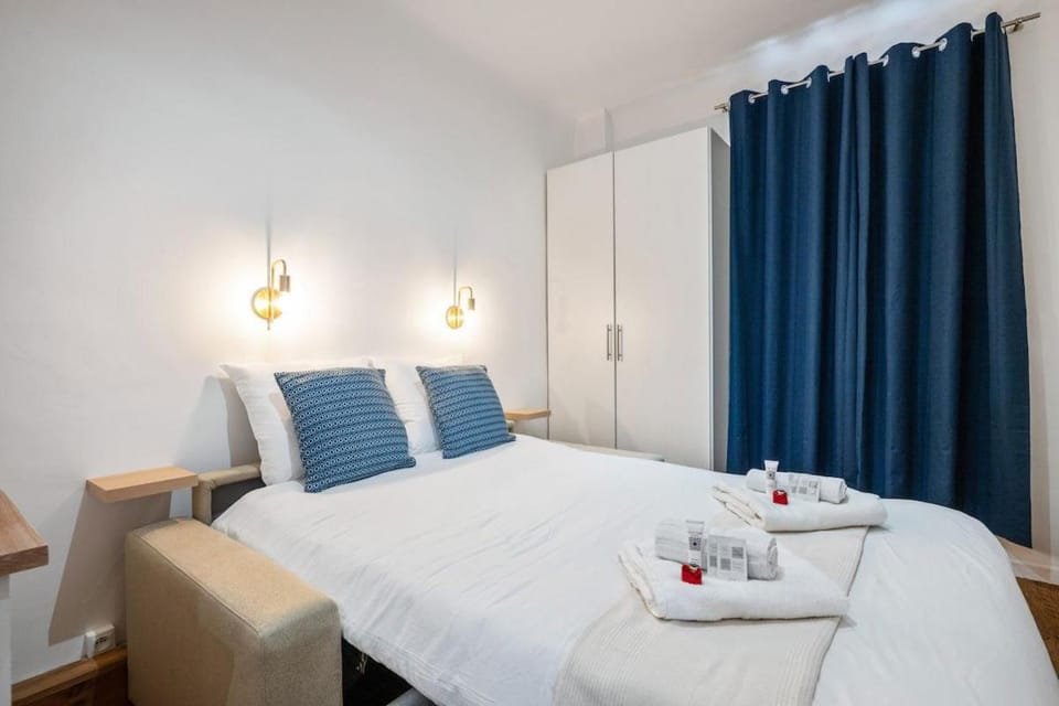 LE RIVA Studio Hyper Centre Parking Collectif Apartment in Menton