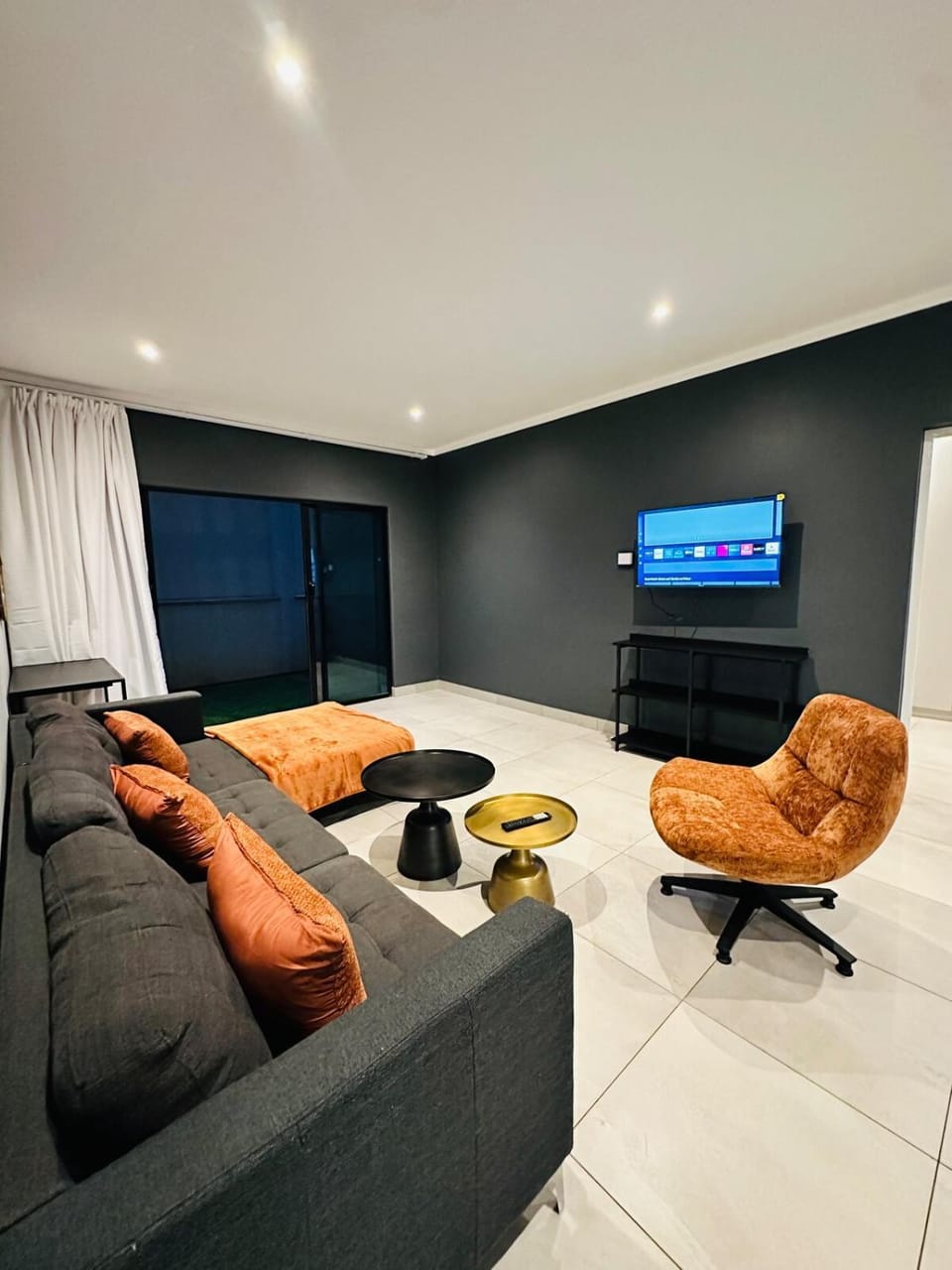 TV and multimedia, Living room