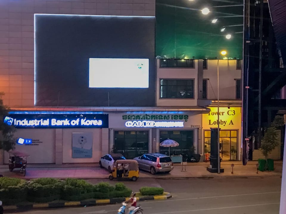 Property building, Location