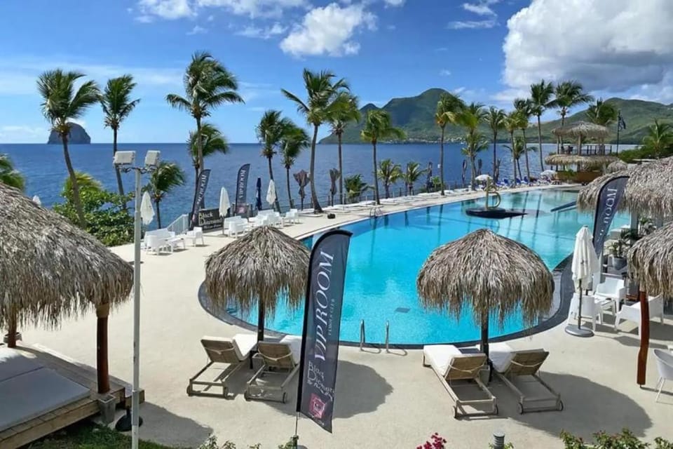 Sea view, Swimming pool