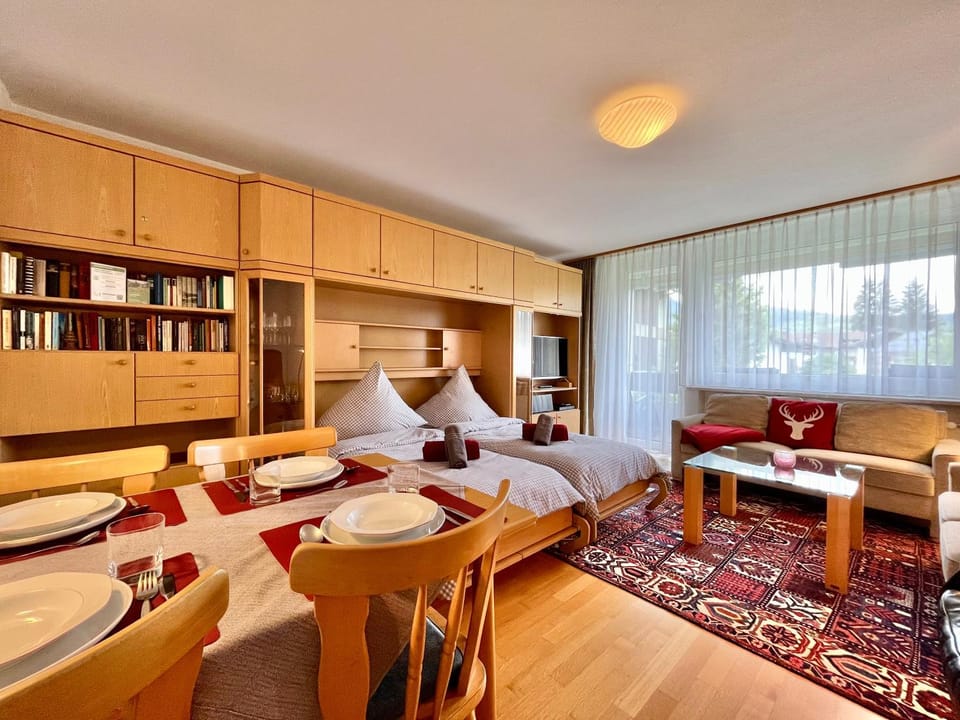 Bed, Living room