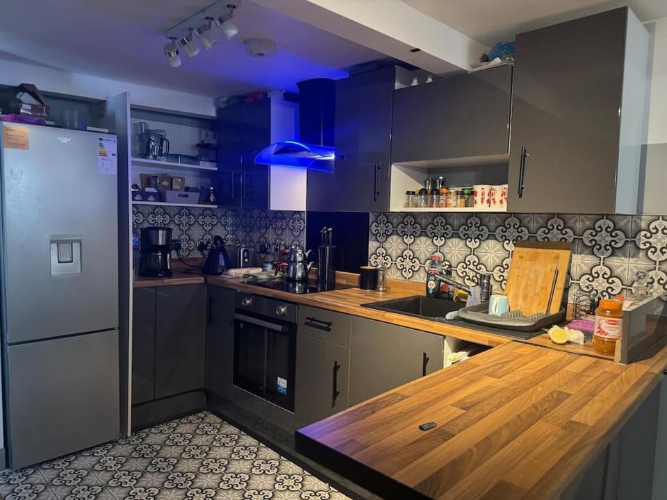 Modern Comfort in the Heart of Sheringham Apartment in Sheringham