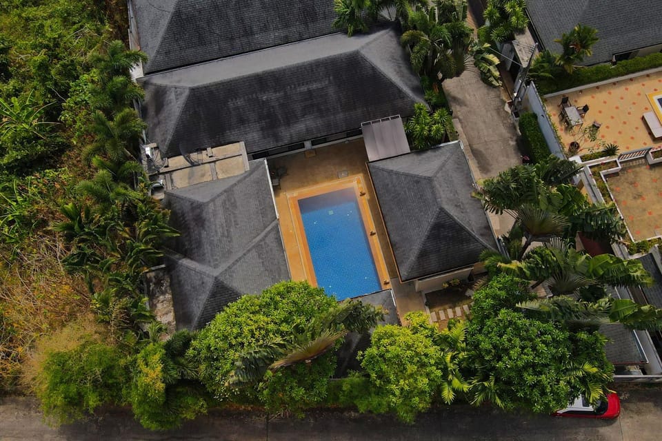Bird's eye view, Pool view, Swimming pool
