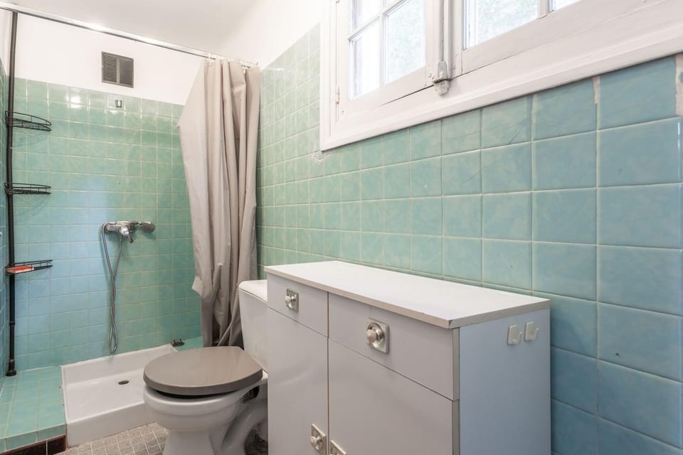 Bathroom, Living room