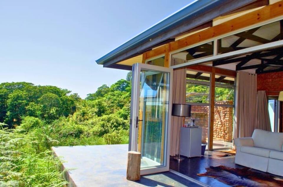 Property building, Patio, Day, Natural landscape, Garden, View (from property/room), Balcony/Terrace, Garden view