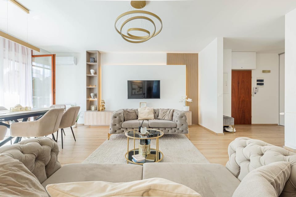 TV and multimedia, Living room, Dining area