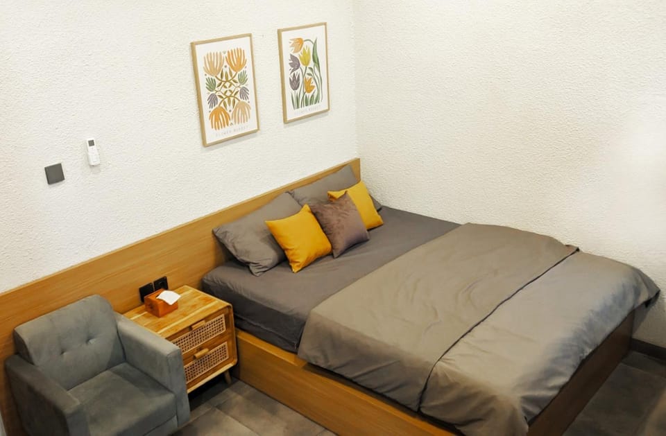 Bed, Bedroom