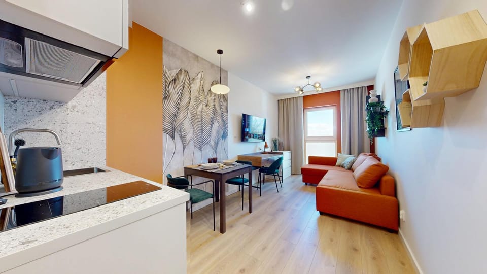 View (from property/room), Kitchen or kitchenette, Living room, City view, Quiet street view
